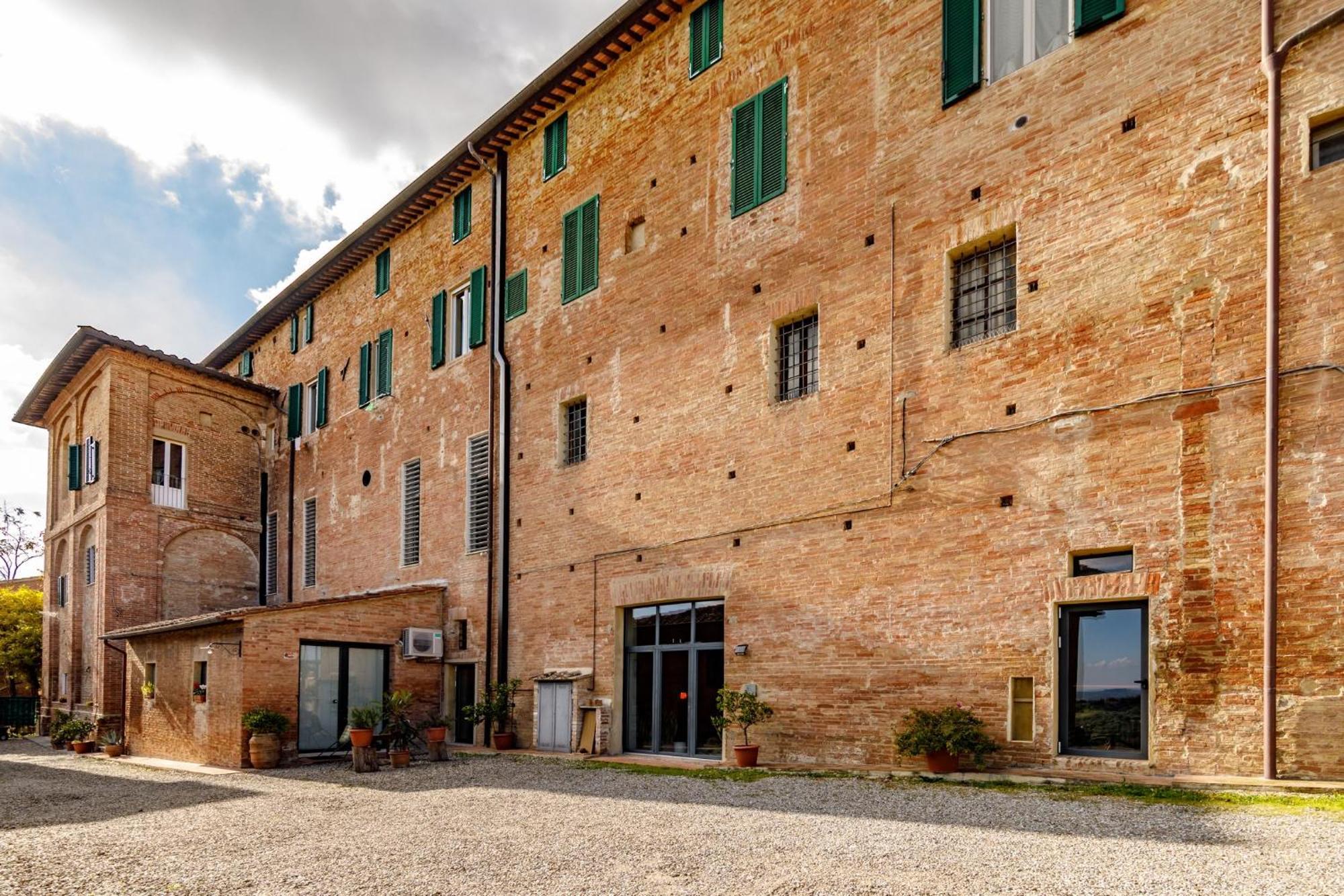 Porta Romana Elegant Apartments With Private Parking! Siena Dış mekan fotoğraf